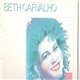 Beth Carvalho - Personalidade